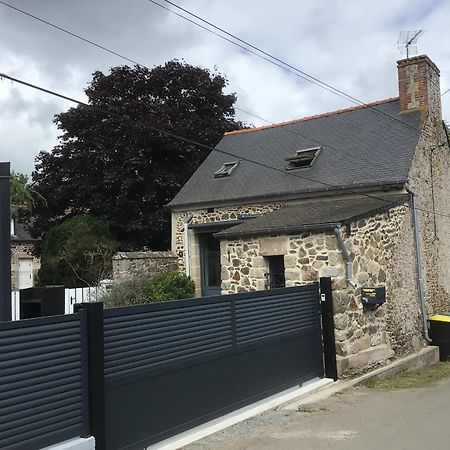 Maison En Pierre A La Campagne Proche De La Mer Plourhan Eksteriør bilde